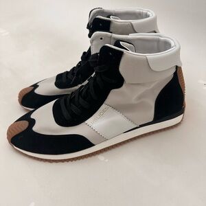 High Top J/SLIDES- LUNA  in Black & White